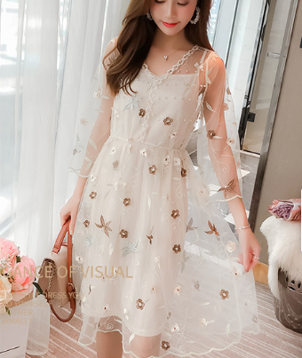 Women Embroidery Flower Casual Dress 2018 Summer Two Piece Mesh Maxi Dress white skirt Long Sexy Dress Clothing 