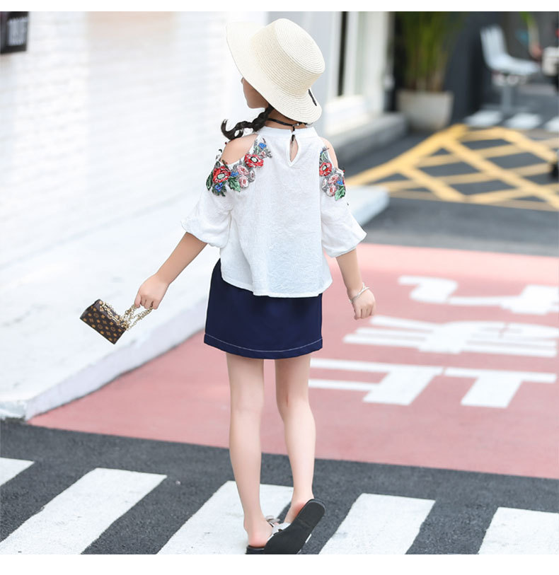 2018 grils new off-shoulder short tops+A-line skirt Korean trend children's suit Summer refreshing skirt suit