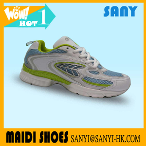Newest Breathable Kid Sport Shoes with MD Outsole