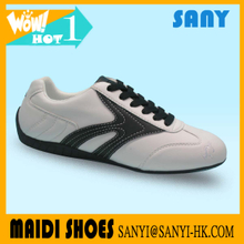 New Product Men White PU Pointed Walking Shoes with Anti-slip TPR Outsole Accepted OEM&amp;ODM