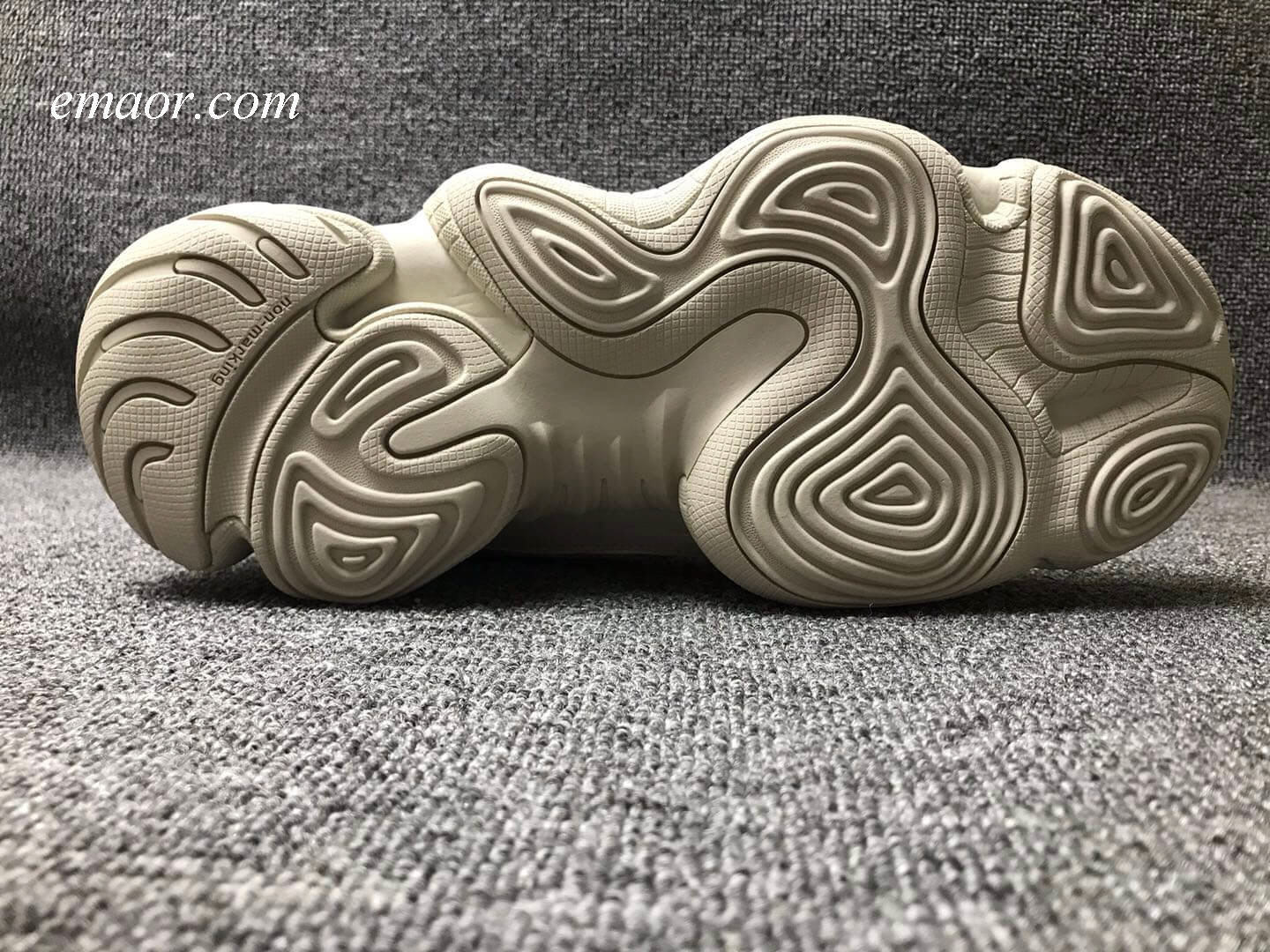  Yeezy 500 Salt on Feet AJAX Yeezys Boost 500 V2 Custom Fans Men‘s Shock Absorption Sport Air Hiking Shoes Women‘s Sneakers Yeezy 500 Salt on Feet
