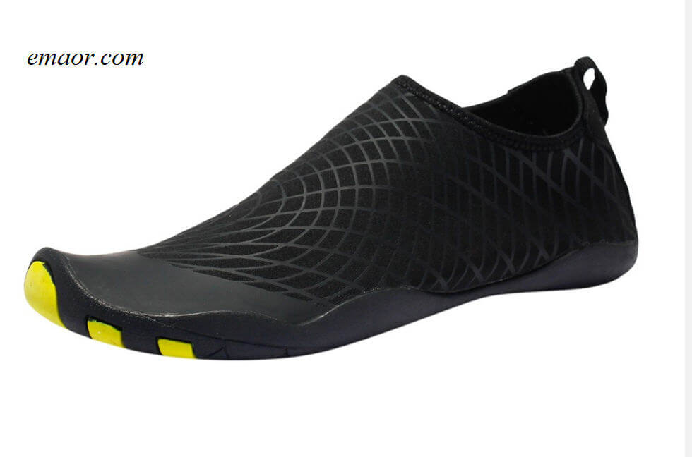 Swim Shoes Target Sneakers Swimming Shoes Water Sports Aqua Seaside Beach Surfing Slippers Swim Shoes with Toes