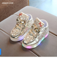 LED Luminous Sneakers Girls Glowing Sneakers Flashing Toddler Lights Up Shoes Basket Led Fashion Lighting Shoes 