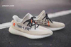  Clay Yeezy 350 V2 Summer Breathable Men's Hiking Shoes Yeezys 350 V2 Not Boost Outdoor Women's Air Mesh Sports Shoes Sneakers Medusa Shoes Unisex Clay Yeezy 350 V2