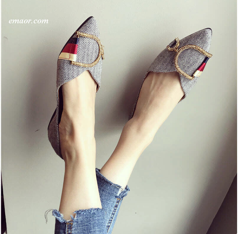 branded flat footwear for ladies
