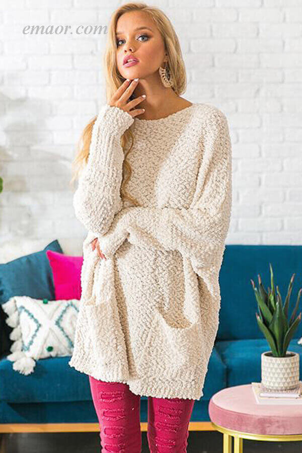  Wholesale Winter Break Knit Tunic Sweater Outerwear for Women on Sale